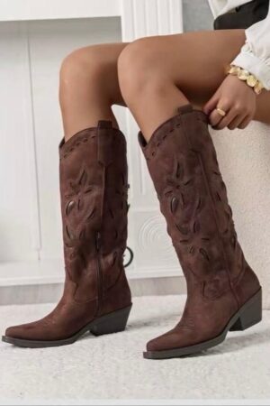 מגפי בוקרים גבוהים לנשים דמוי עור, עיטורי לייזר מחוררים ייבוא מאיטליה J29