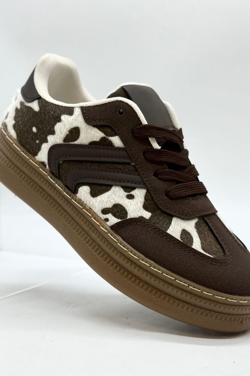 סניקרס פרה פלטפורמה עיצוב טרנדי לנשים שילוב שרוכים A200