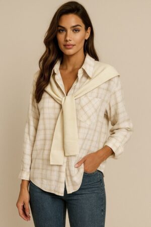 חולצת משבצות צעיף