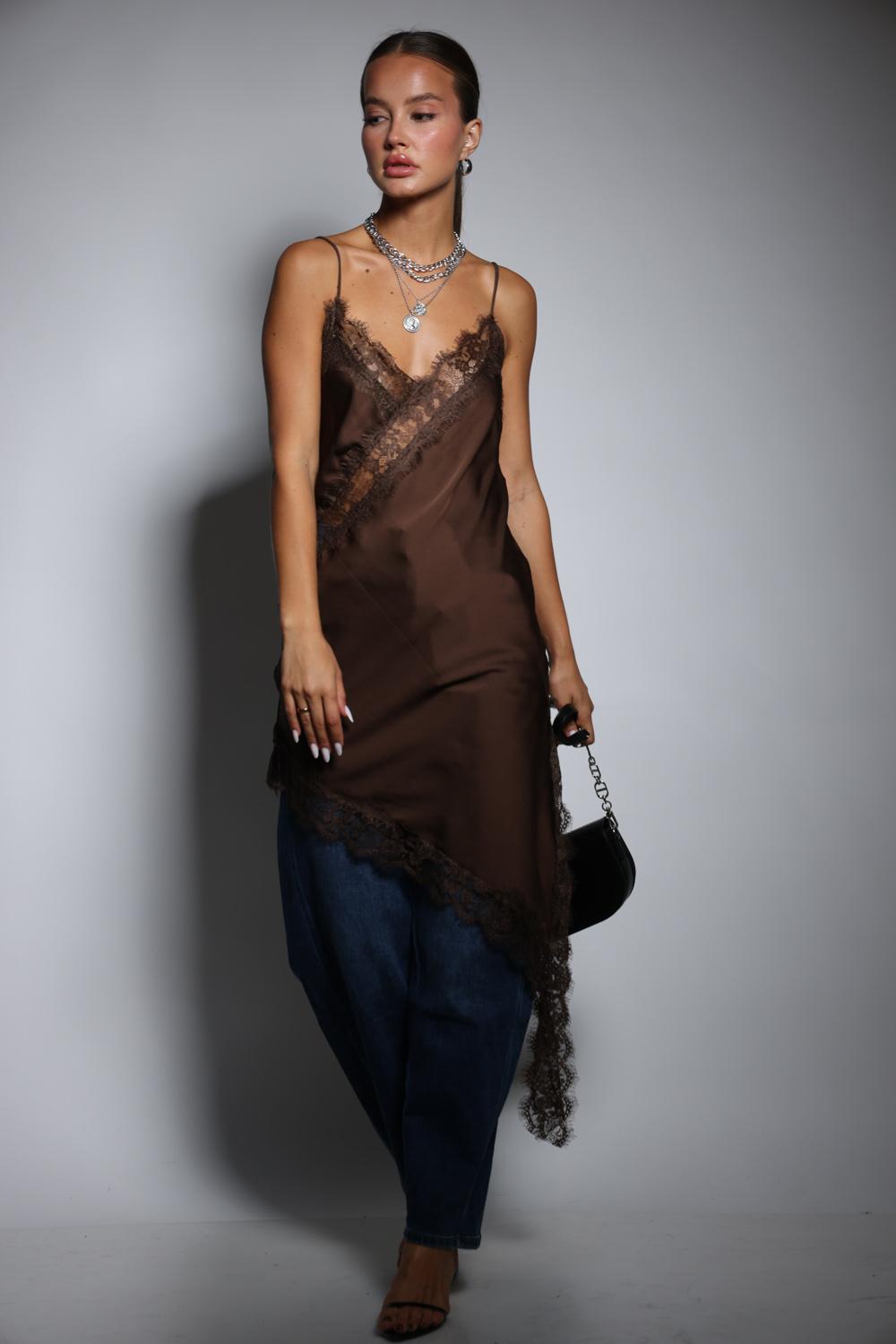 שמלה גופיה תחרות