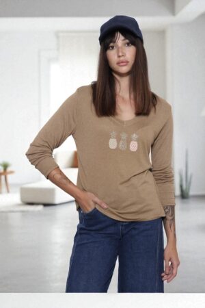 חולצת סריג V