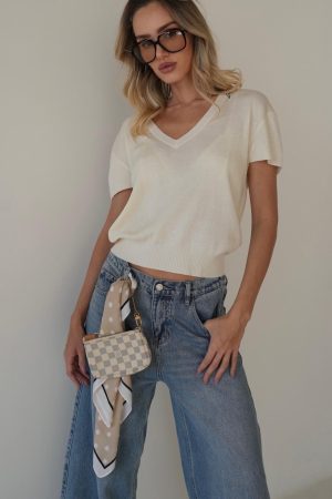 ANTIGO סריג וי LIVE מטפחת